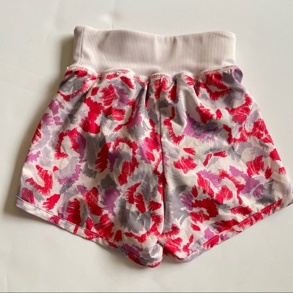 Zella shorts - Picture 4 of 5